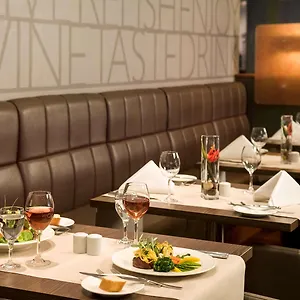 Отель Novotel West, Дюссельдорф