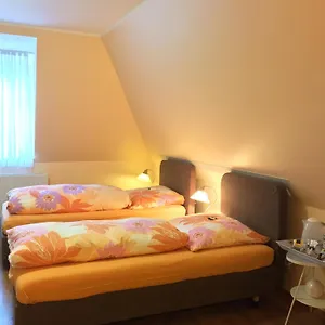 מלון Barcelona Bed & Breakfast, דיסלדורף